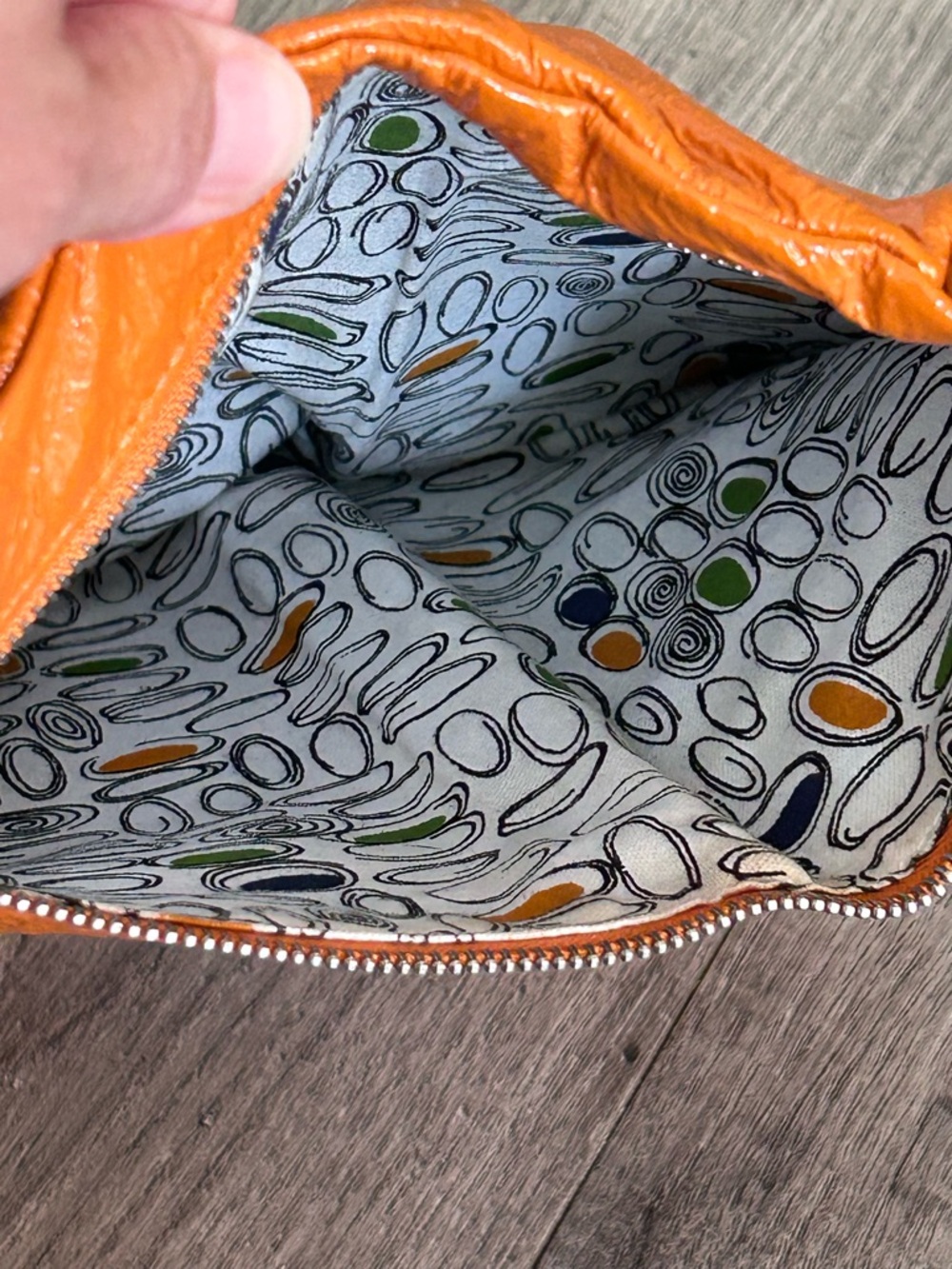 HOBO Lauren Orange Leather Clutch Wallet - Picture 7 of 9